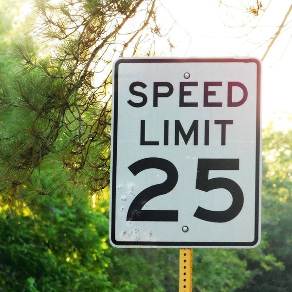 speed limit sign